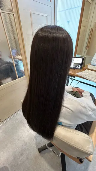 ロング カラー 似合わせ 顔周りYUUGAのヘアスタイル