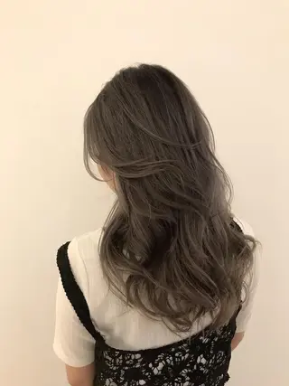 セミロング カラー パーマ レイヤーカット 早崎太生のヘアスタイル