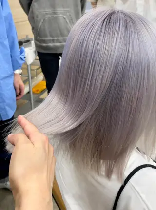 セミロング カラー Hikaru Takahashiのヘアスタイル