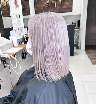 ミディアム カラー VIRAL ヴァイラルのヘアスタイル