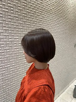 ショート カラー 新宿 今野 愛香のヘアスタイル