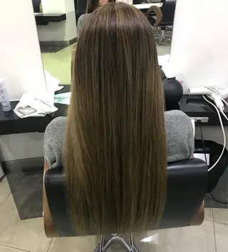 ロング カラー ヘアアレンジ 烏山 達也のヘアスタイル