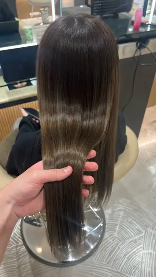 ロング カラー 骨格／顔型／診断／ 伏見／飯味 華菜のヘアスタイル