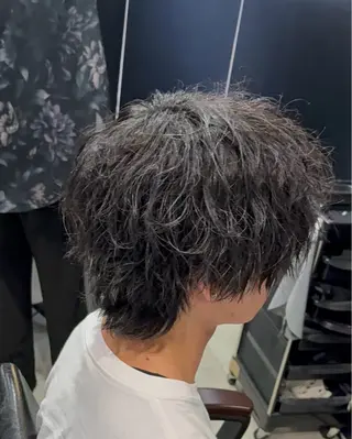 ミディアム パーマ メンズ 【フェザーパーマ】 【縮毛矯正】鶴田文のヘアスタイル