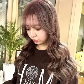 カラー 渋谷🎨ブリーチ特化 ×エクステ🎨レンのヘアスタイル