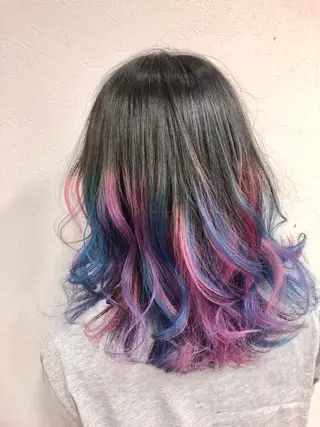 カラー ダブルスキルエクステ /羽エクステ白石宇由のヘアスタイル