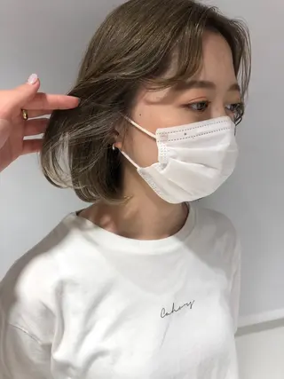 ミディアム カラー 岩田 萌那のヘアスタイル