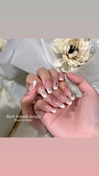 ネイル Blanche mimi.u_aのネイルデザイン