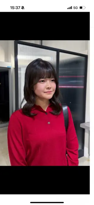 ミディアム 韓国ヘア/透明感カラ ー/メンズレディースのヘアスタイル