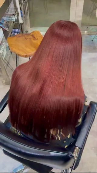 ロング カラー がわ/ハイレイヤー /ハイトーンカラーのヘアスタイル