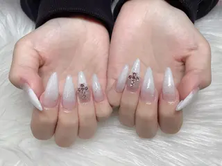 ミディアム ネイル 《LB》ラブリエ Nail&eyeのマツエク・マツパデザイン