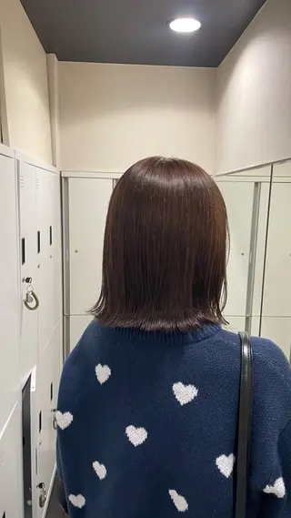 ミディアム カラー 垢抜け小顔レイヤー オリーブ/スミレのヘアスタイル
