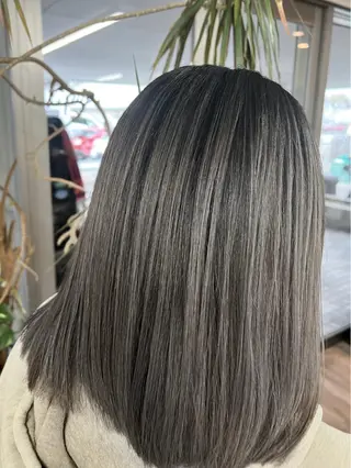 ミディアム カラー 🌷かわばた めい🌷のヘアスタイル