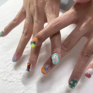 ネイル nail.gorin所属・吉村 優子のネイルデザイン