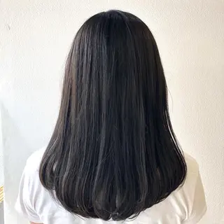 ミディアム カラー 菅沢 奈生のヘアスタイル