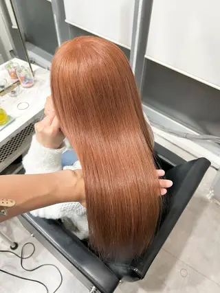 ミディアム カラー 🫧艶ダブルカラー ブリーチ🫧トモヤのヘアスタイル