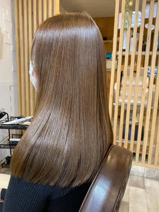 セミロング 髪質改善✨ 角谷　勇のヘアスタイル
