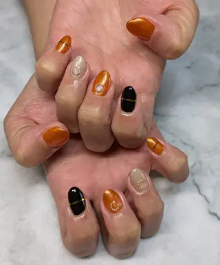 ネイル 三谷 さやかのネイルデザイン