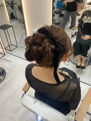 ヘアアレンジ 髪質改善/艶カラー 🎀レイヤーカットのヘアスタイル