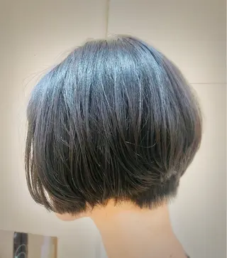 ショート カラー 大野 あさみのヘアスタイル
