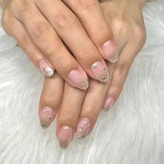 ネイル nail salon ＆ me🫧のネイルデザイン