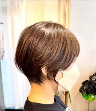 ショート 日比崚介🍀 おくれげ小顔カットのヘアスタイル