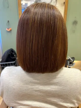 ミディアム クロサワ ヨーコのヘアスタイル