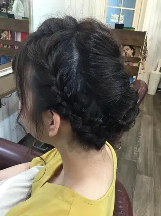 ヘアアレンジ 金崎 新吾のヘアスタイル