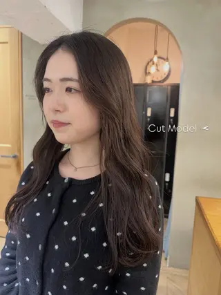 ロング レイヤーカット‎🤍 /ともえ🤎🧸のヘアスタイル