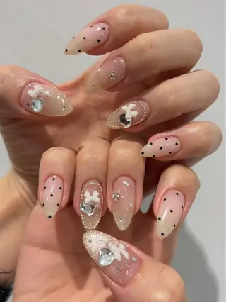 カラー AIN Nailのネイルデザイン