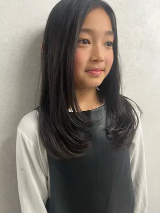 セミロング キッズ anon Loemのヘアスタイル