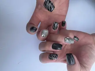 ネイル muga-nail MEGUのネイルデザイン