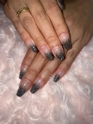 ネイル Mhauoli NAGISA🌺のネイルデザイン