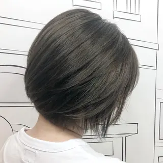 ショート カラー TOMOKA 艶髪/透明感カラーのヘアスタイル