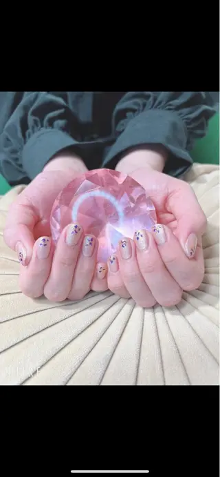 ネイル Toujours所属・山崎 美姫のネイルデザイン