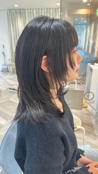 ミディアム 小顔レイヤー/ ベージュ🤍Rieのヘアスタイル