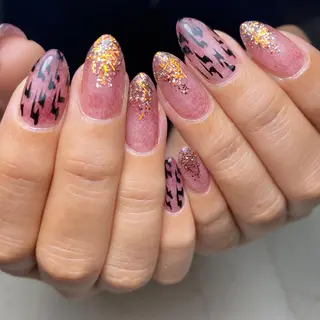 ネイル NAILSALON RandU...のネイルデザイン
