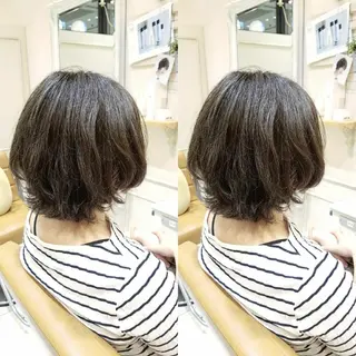 ミディアム カラー パーマ ブリーチ・ハイトーン 特化🎉内山のヘアスタイル