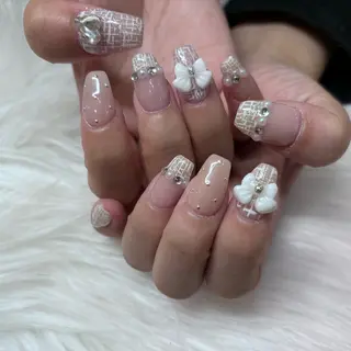 ネイル UnFLAIR KASUMIのネイルデザイン