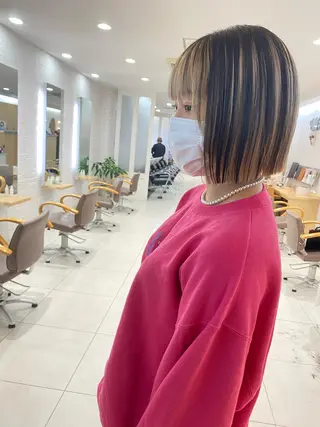 セミロング カラー 🍀透明感抜群🍀/ ハイトーンカラーのヘアスタイル