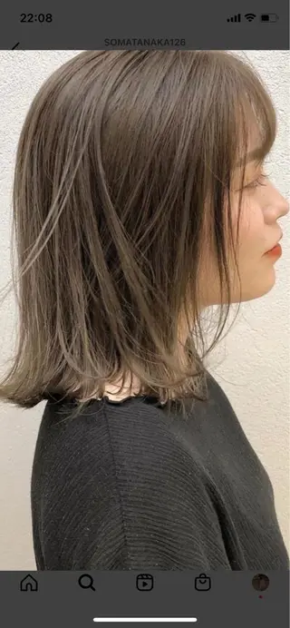 ミディアム カラー 艶カラー　宮﨑 蒼のヘアスタイル