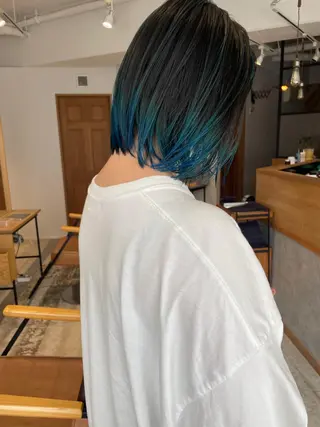 ミディアム 東 みのりのヘアスタイル