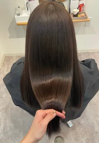 ロング カラー 梅田 薫のヘアスタイル