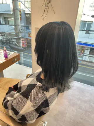 セミロング カラー 【透明感カラー🩶】 津田和希のヘアスタイル