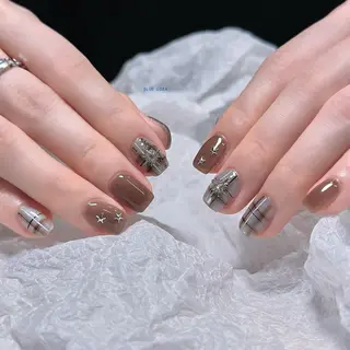 ネイル BLUE CORAのネイルデザイン