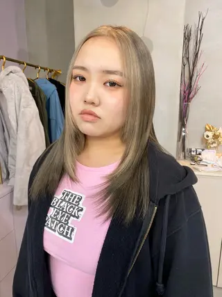 セミロング カラー 前橋 姫奈のヘアスタイル