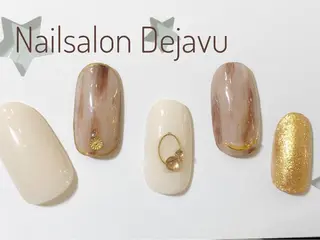 ネイル Nail salon Dejavu 🌿のネイルデザイン