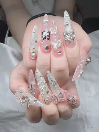 ネイル Lee Nails チップ長さだし専門店のネイルデザイン