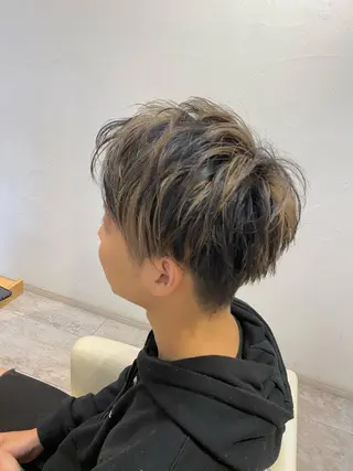 ショート カラー メンズ 酸性ストレート/ブリ ーチなしWカラー河本のヘアスタイル