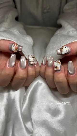 ネイル 𝐧𝐚𝐢𝐥 𝐌𝐢𝐖𝐢𝐢のネイルデザイン